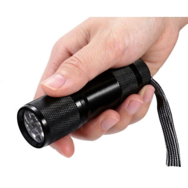 9LED 670nM punavalotaskulamppu heikentyvää näköä vastaan Punainen taskulamppu