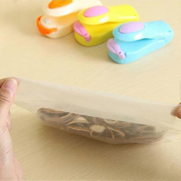 2 st Bärbar Hem Plastpåse Förseglare Rese Handhållen Förseglare Plastförseglingsmaskin Mini Förseglare C