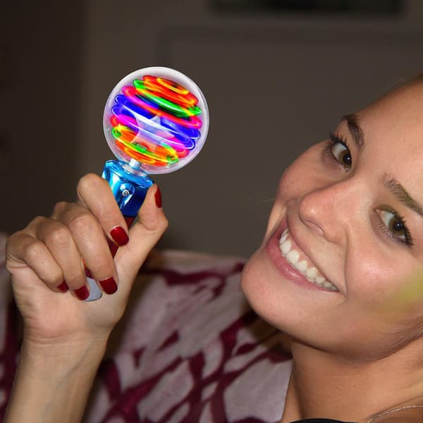 Barnpresent Ljus Magi Boll Leksak Stick LED Blixt-Roterande Ljusshow Leksak