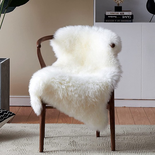 White Area Rug,Artificial Sheepskin Bedroom Rug,Plush Rug