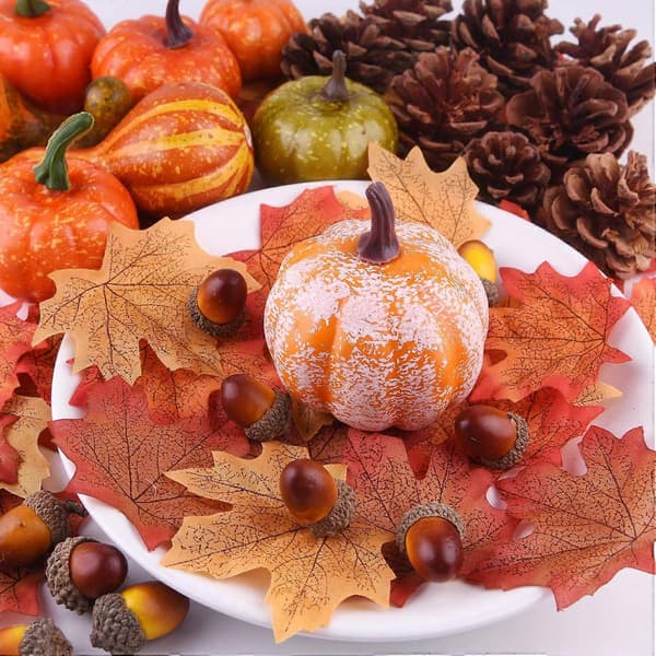 56 stk. Efterårs Thanksgiving Dekorationer, Mini Kunstige Græskar, Kogler, Efterårsblade, Agern til Efterårsfestlige Dekorationer, Efterårsdekorationssæt Hall