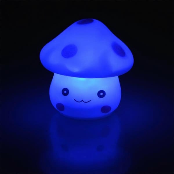 LED nattlampe med soppform – regnbuefarger med morsomme emoji-ansikter