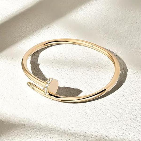 Armbånd i rustfritt stål med spikerhode, hode og hale med diamanter