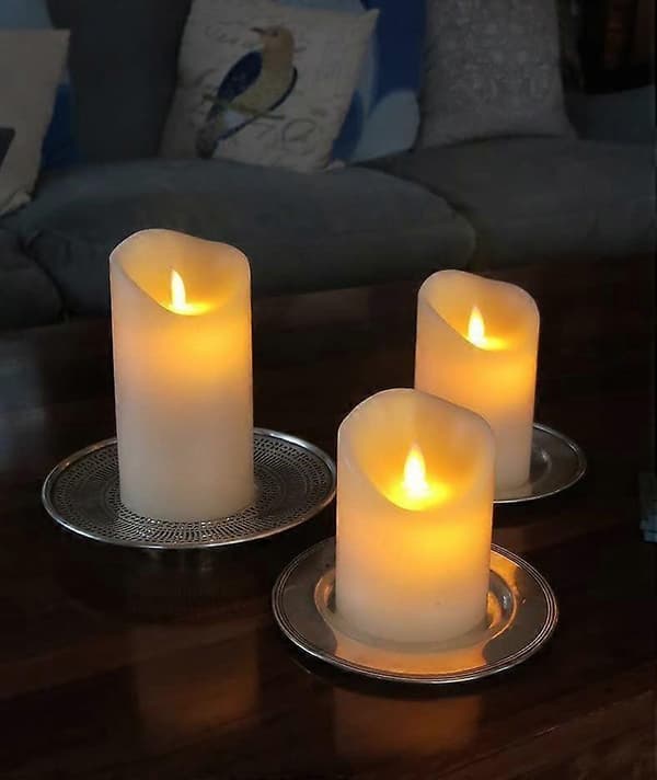 Sett med 3 LED flammeløse lys med fjernkontroll