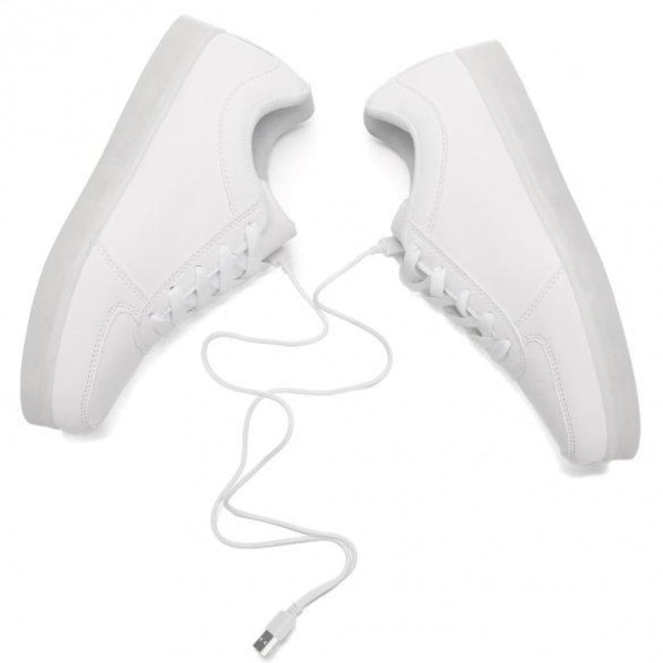 LED sko sneakers Barn/Voksne, HVIT - str 27-45 White Storlek 28 Vita