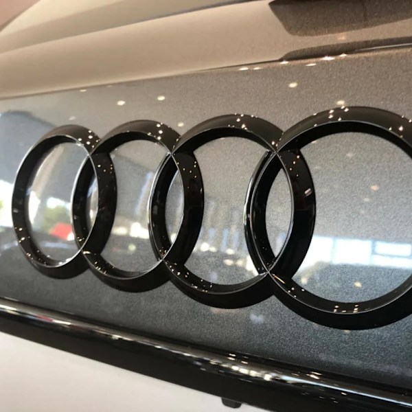 Sommarrea Blank Svart Bilmärkeslogga för Audi Emblem 192mm