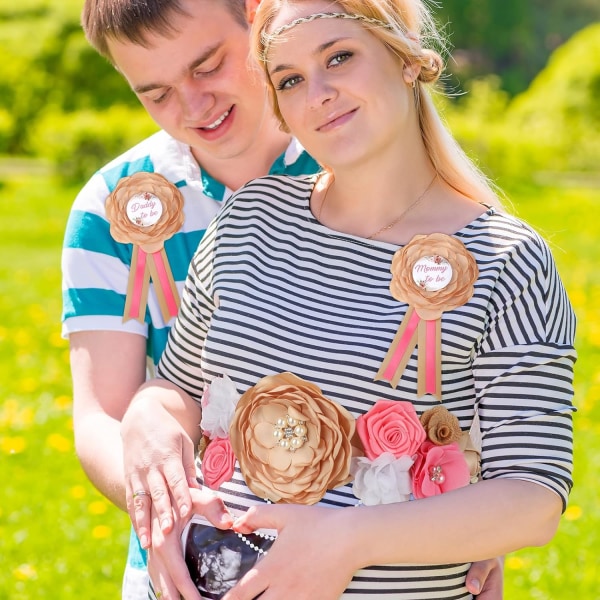 Äitiyspuku ja set Äiti ja isä ovat kiinnitysnastat Baby Shower -kukkavyö äitiysmekkoon, baby shower , valokuvarekvisiitta blue