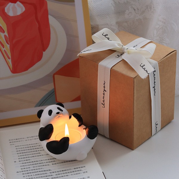 Panda ljusstake djur tecknad ljushållare lämplig för hemmafestens mittpunkt, dekorativ ljushållare sandalwood Panda candlestick