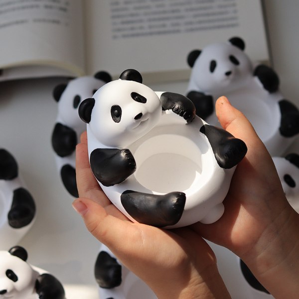 Panda ljusstake djur tecknad ljushållare lämplig för hemmafestens mittpunkt, dekorativ ljushållare sandalwood Panda candlestick