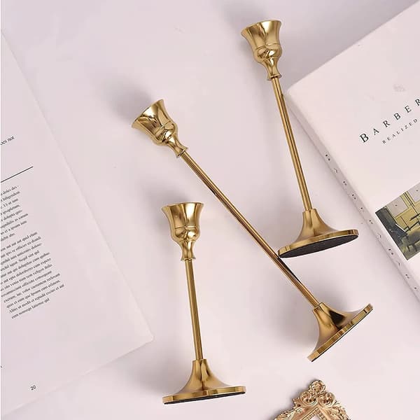 3-delt konisk lysestake Taper Candle Holders