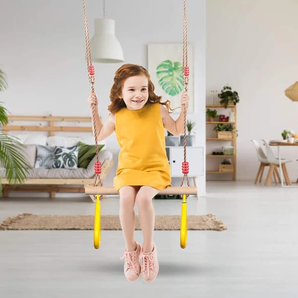 Multifunktionel Børne Trægynge Trapez med Plastik Gymnastikringe til Ophæng