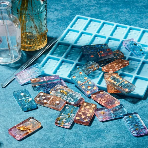 Dominoform Epoxyharpiks Vedhæng Silikoneform 28 Hulrum Chokoladekageværktøj