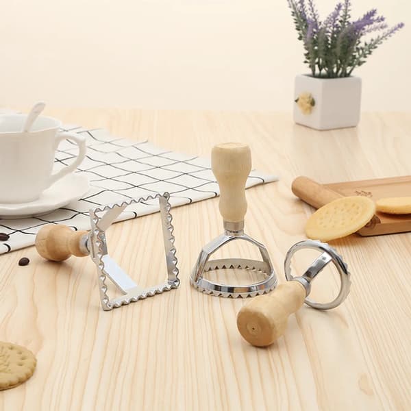 Ravioliformer 5-dels sett Firkantet Rund Rustfritt Stål Trehåndtak for Pasta Dumplings