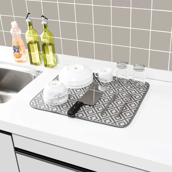 2 taitettavaa mikrokuituista imukykyistä alustaa 2 Foldable Microfiber