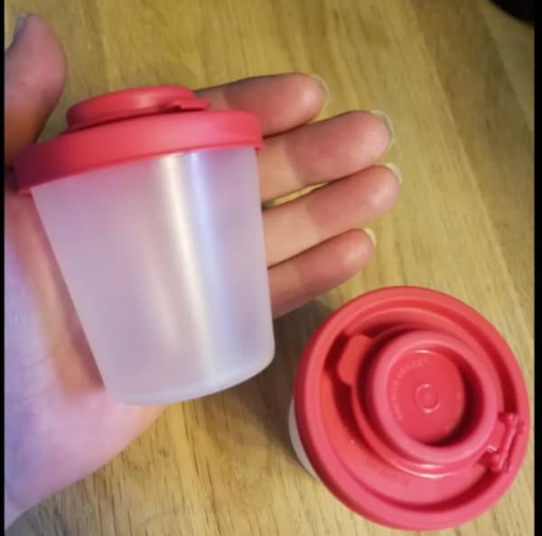 Pieni läpinäkyvä suola- ja pippurisirotinsarja Small
