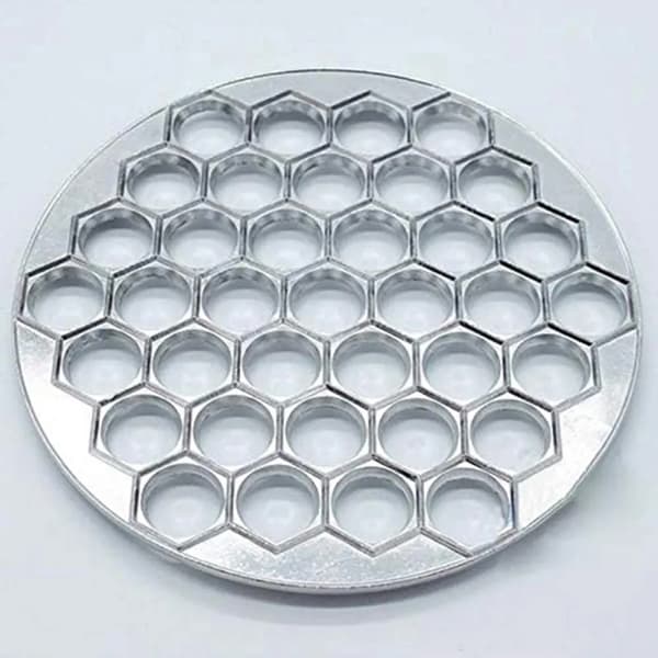 Dumplingform 37 huller aluminiumslegering 25x0,55 cm køkkenpresseværktøj