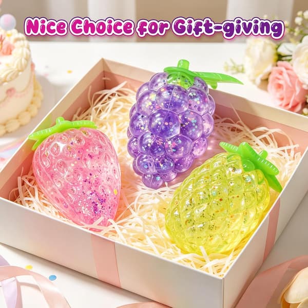 3-pack Frukt Squishy Stressbollar Glitter Ananas Jordgubbe Vindruvor Sensoriska Fidgetleksaker 3 pcs
