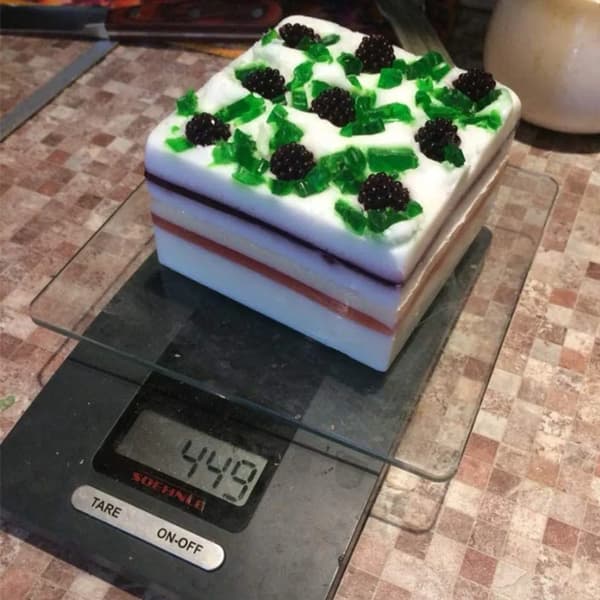 Firkantet silikonkakeform 1 stk 9x9x6,5 cm Hurtigspenne Rosa Brød Ostekake