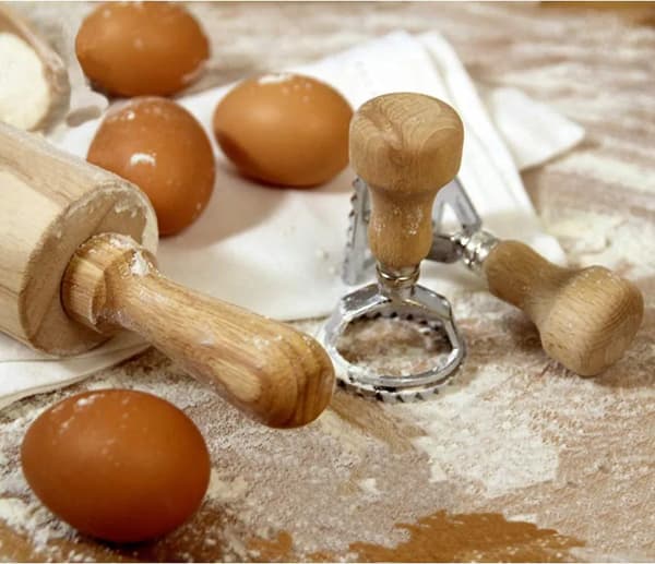 Ravioliformsett 5 deler Sinklegering Trehåndtak Pizzakutter Dumpling Maker