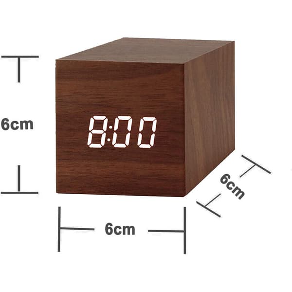 Träkubs LED Digital Väckarklocka Tid Temp Display Justerbar Ljusstyrka USB Batteristil 5 6cm 1 Set