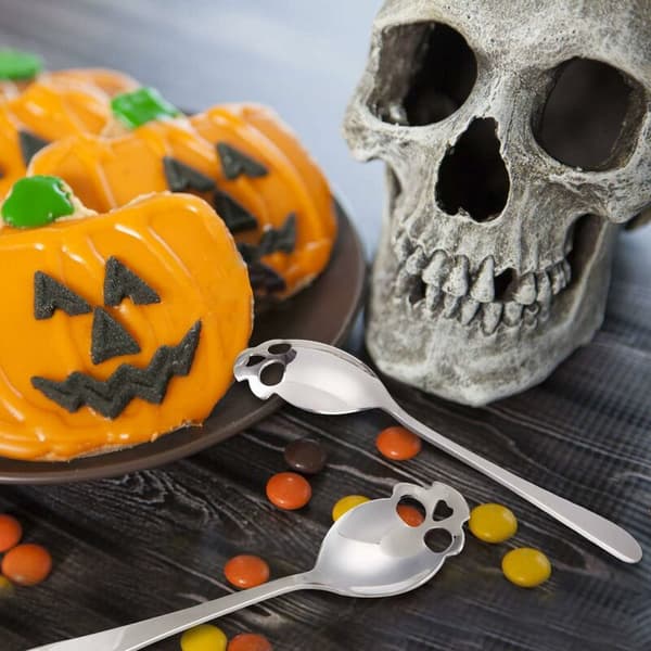 Teskeer i rustfrit stål med kranie, 6 stk. Stærkt, cool originalt look til te. Sjov gave til Halloween. Ca.