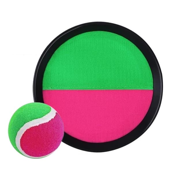 Tarranauhakiinnityspeli pallolla - Ulkoleikki