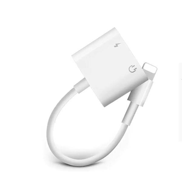 Lightning Aux -sovitin 2-in-1 3,5 mm iPhone-kuulokkeille Kuulokeliitäntä Äänilatausyhteensopiva iPhone 13 Pro Max 12 11 XS XR X 7 7P 8 8P Lataus Retoo