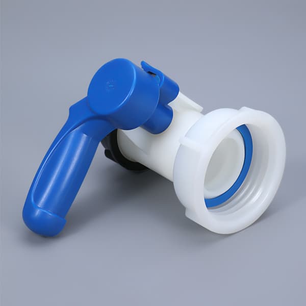 PP-läppäventtiili 62 mm mutterisovittimella 1000 litran IBC-säiliöön