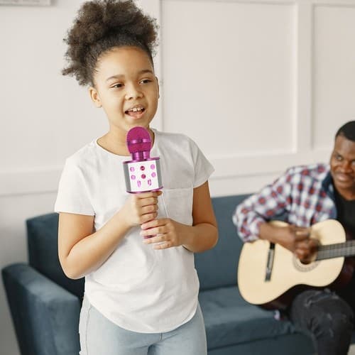 Karaokemikrofoni kaiuttimella / Karaoke mikrofonilla - Bluetooth