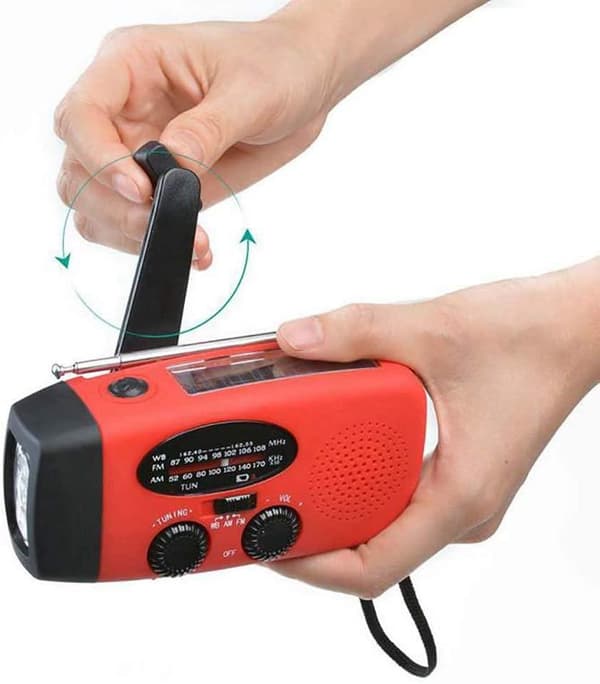 Nødradio/håndsvingradio med solceller, lommelygte og powerbank 400ml
