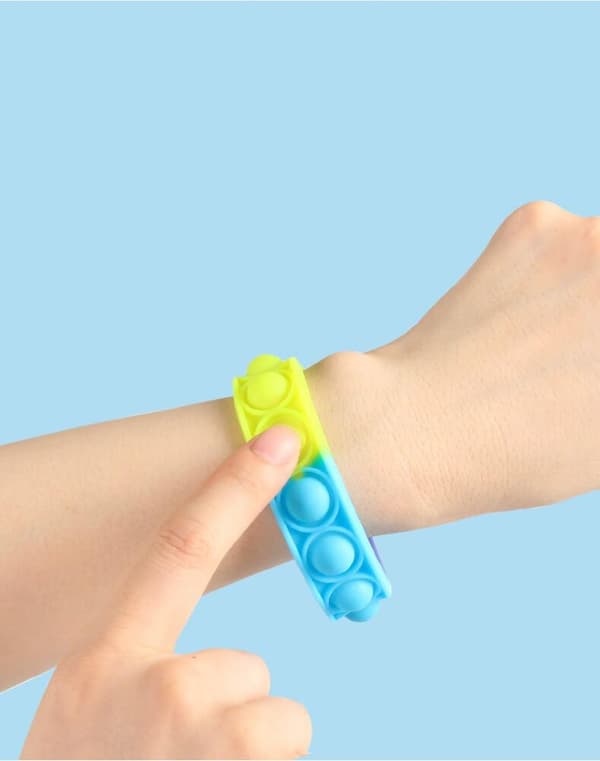 Pop it Fidget Lelu - Useita Värejä & Malleja - Rannekoru - Monivärinen