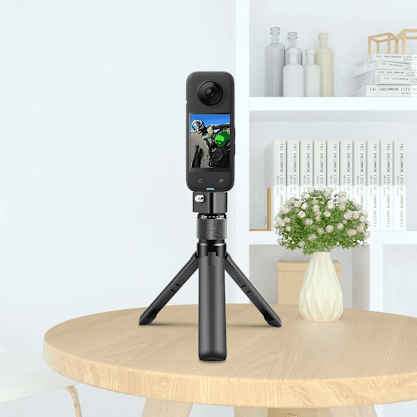 Pyöriväkahvainen pöytäteline Insta360 X3 / X4 / DJI / Gopro -kameroille 1/4 ruuvikiinnityksellä, teleskooppivarsi