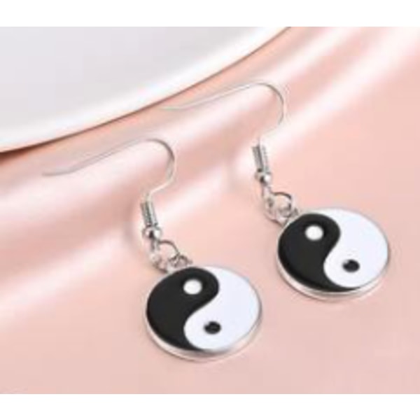 Yin yang NEW IN! ÖRHÄNGE yang silver