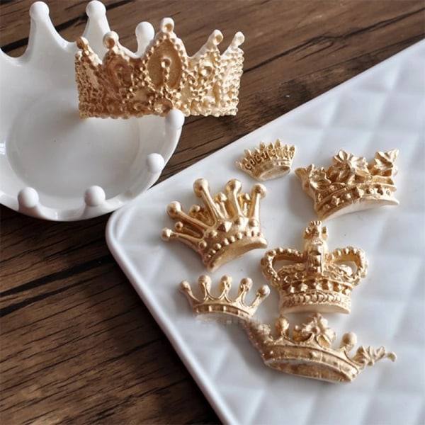 Mini Crown Form Creative Cake Decoration Tool Practica