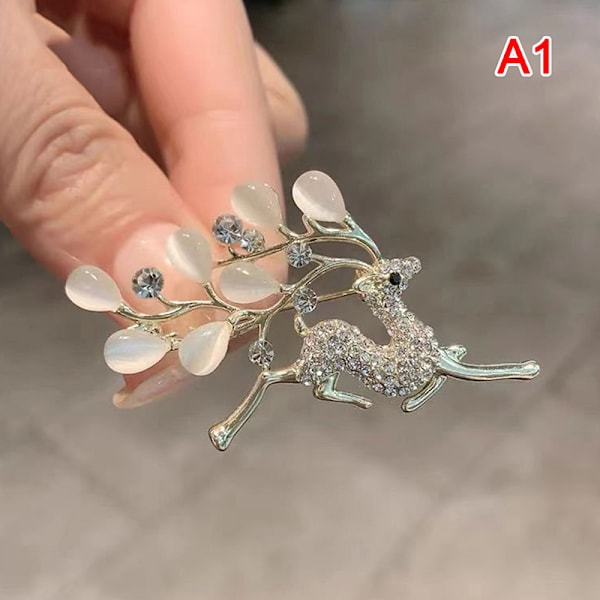 Brosch Mode Lyxig Creative Corsage Klänning Pin Klänning Accessoar A1