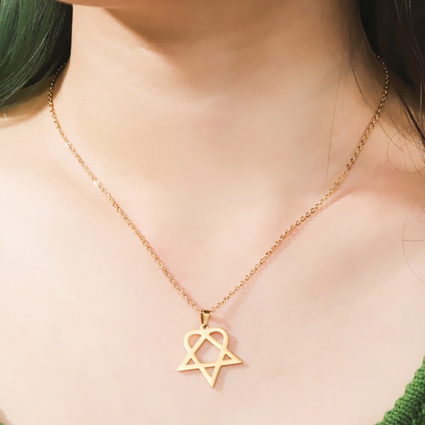 Klassiskt enkelt Heartagram Star Heart-hänge i rostfritt stål Gold