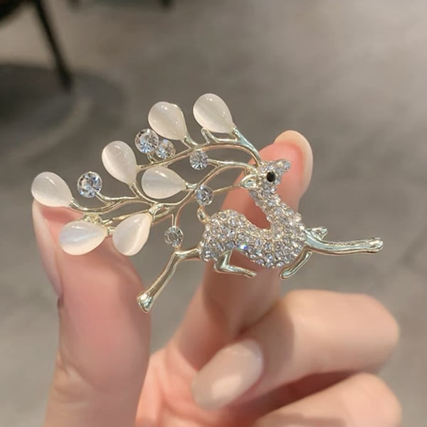 Brosch Mode Lyxig Creative Corsage Klänning Pin Klänning Accessoar A19