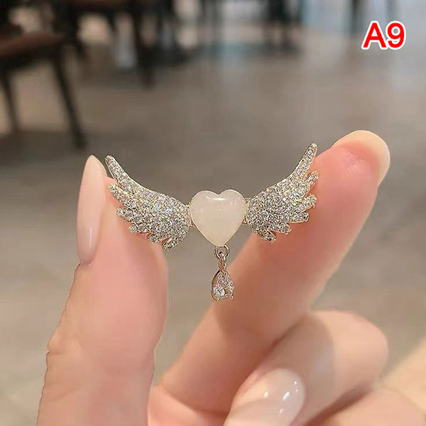 Brosch Mode Lyxig Creative Corsage Klänning Pin Klänning Accessoar A9