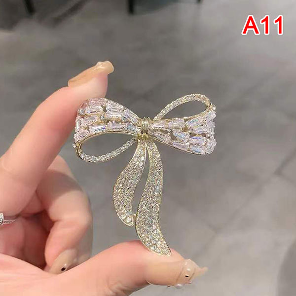 Brosch Mode Lyxig Creative Corsage Klänning Pin Klänning Accessoar A11