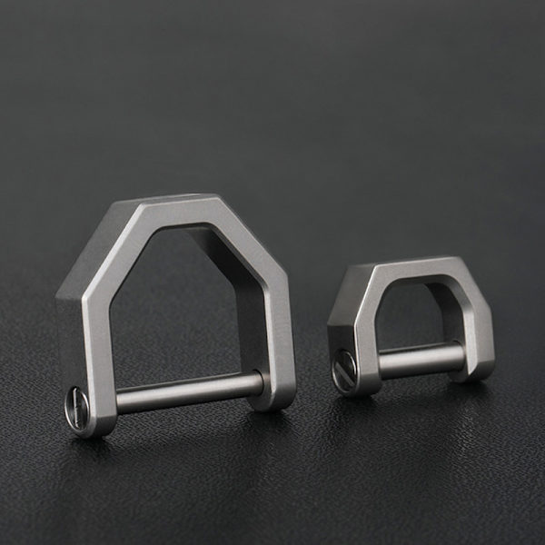 D Form Multi-purpose Mini Lock Titanium Spännen Nyckelring Bil Bu L