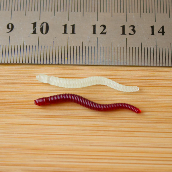 100st verklighetstrogna Rödmask Soft Lure Daggmask Sommarfiske Sil red