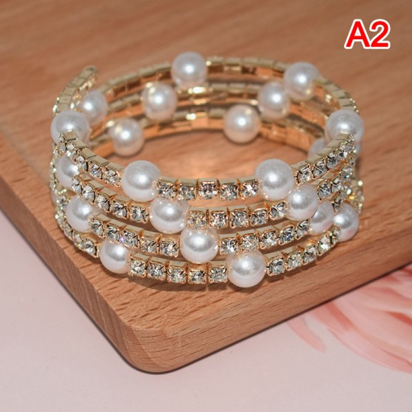 Elegant Crystal Imitation Pearl Armband Multilayer Stretchable Gold