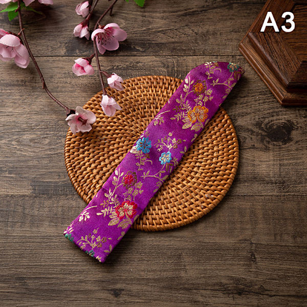 Ny stil Hand Fläkt Cover Broderade Blommor Portable Folding A3