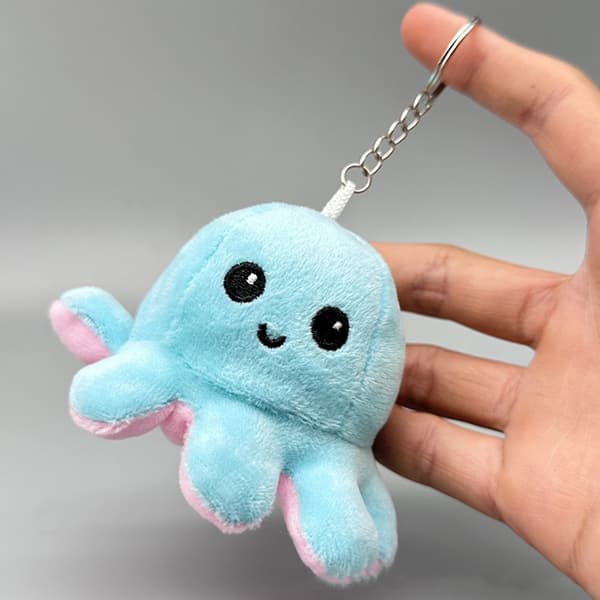 Mini Octopus e Plush Doll Reverse Toy Keychain Kawaii Fluffy St A2