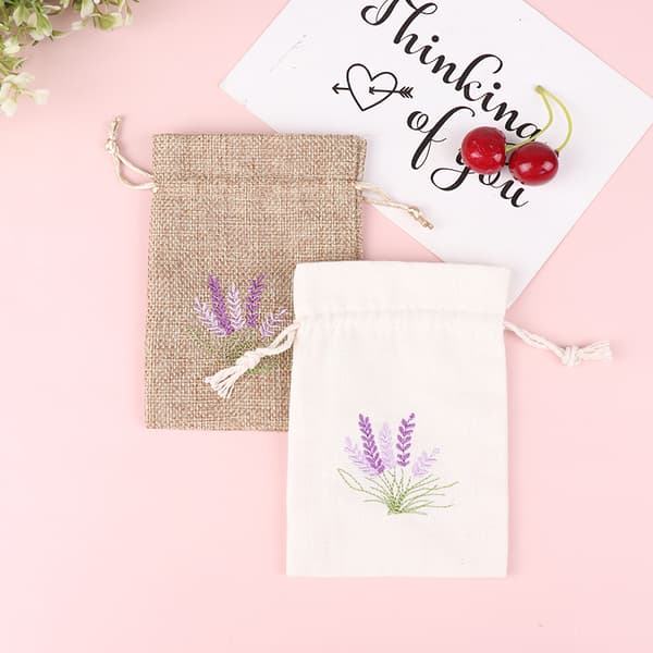 1st lavendelpåsar Torrblommaarompåsar Broderi lavendel Brown