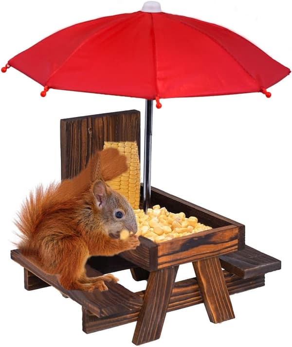 Egernfoderbræt Picnicbord med Parasol og Majskolbeholder, Ny Premiumgave til Egern- og Jordegernfans, Udendørs Havepynt Red