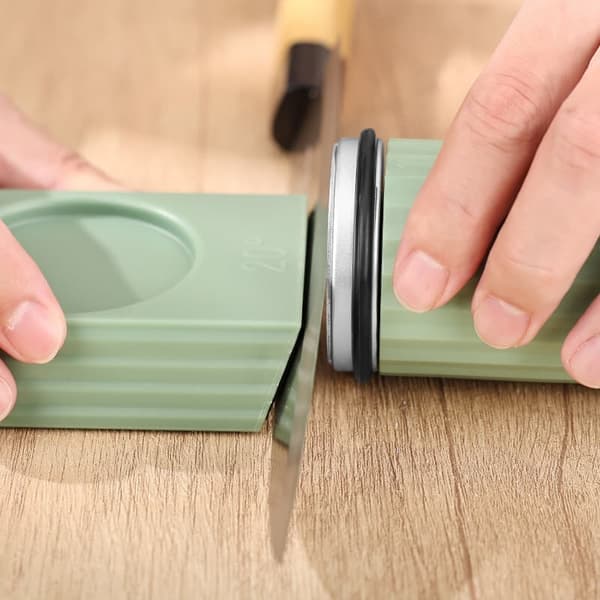 Knife Sharpener Pro with Magnetic Roller, 15 & 20 Degrees – For All Kitchen Knives Black