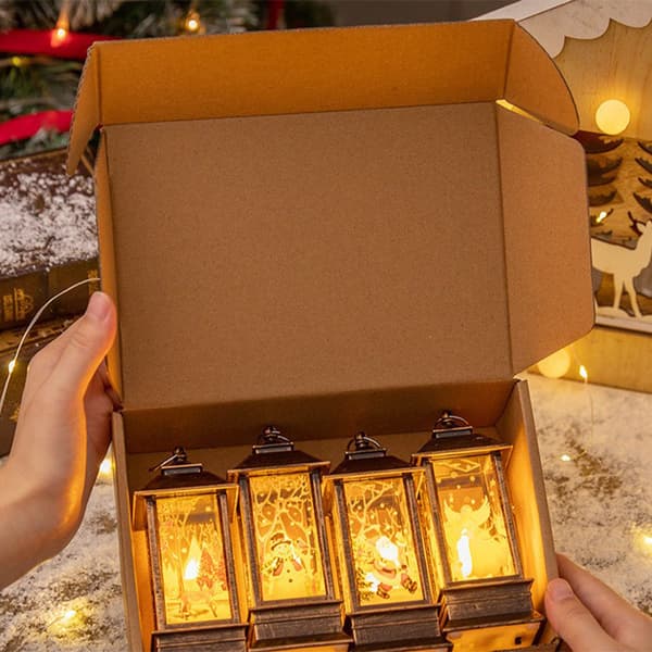 Julepynt, julelanterner i æske, små julelanterner, bordpynt, kreative julegaver.