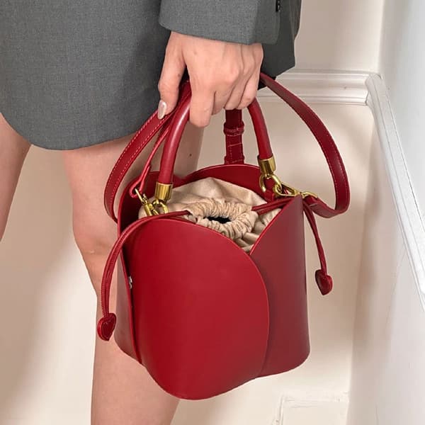 Söt bucket bag, mini bucket bag med dragsko