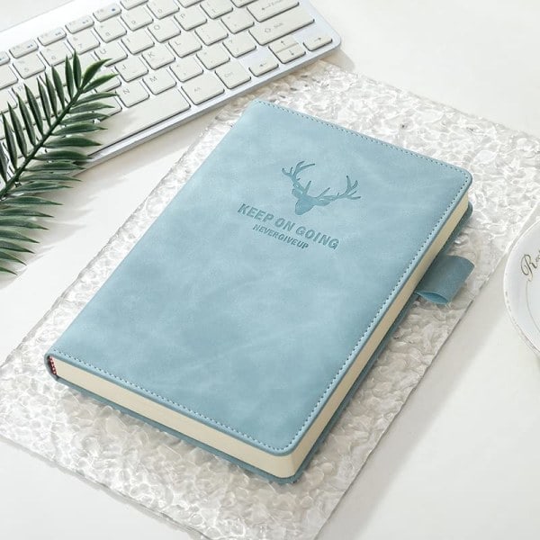 A5 Läder Linjerad Anteckningsbok Elegant Affärsanteckningsbok, Journal med Pennhållare, 180 Ark Papper Perfekt (Ljusblå)